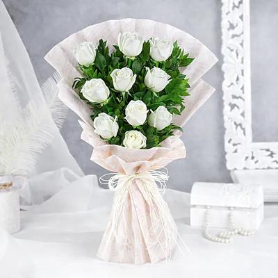 A Cool Breeze Roses Bouquet