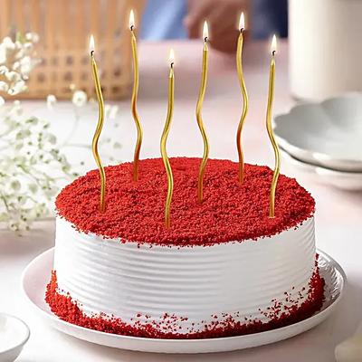 Swirl Candle Red Velvet Cream Delight